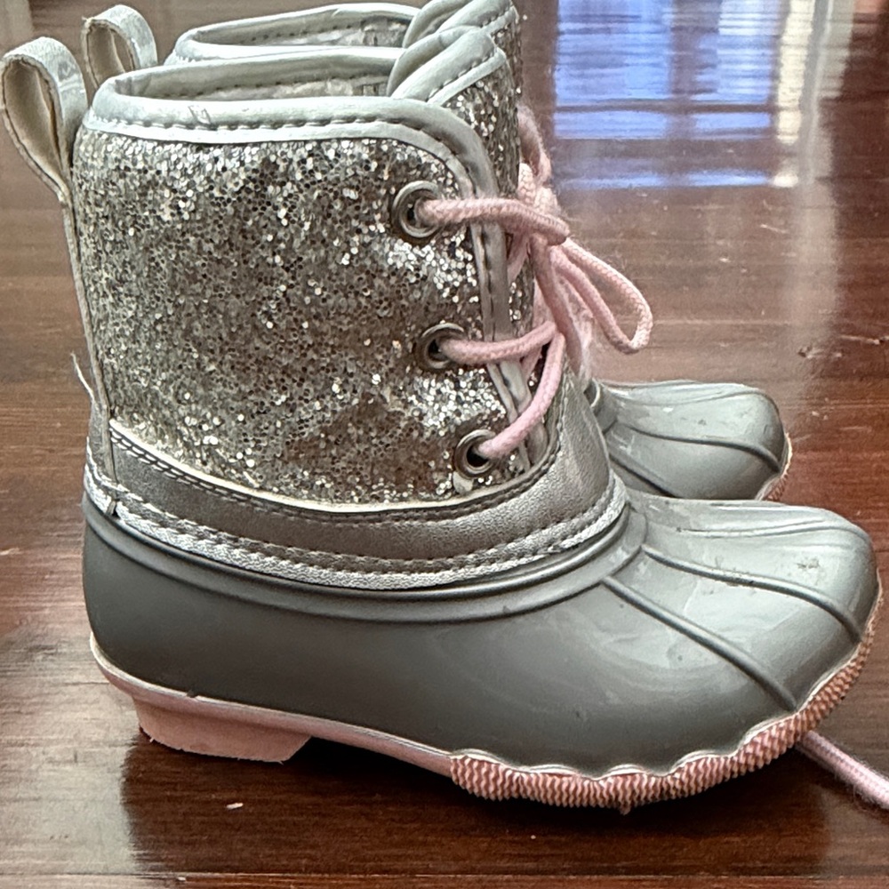 Sparkly Silver Pink Girls Duck Boots